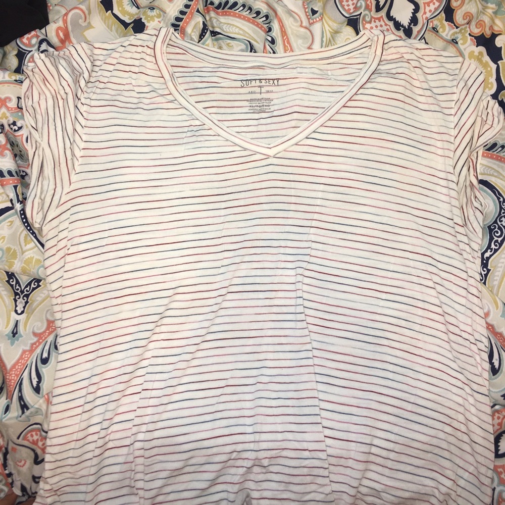 soft and sexy American eagle t shirt